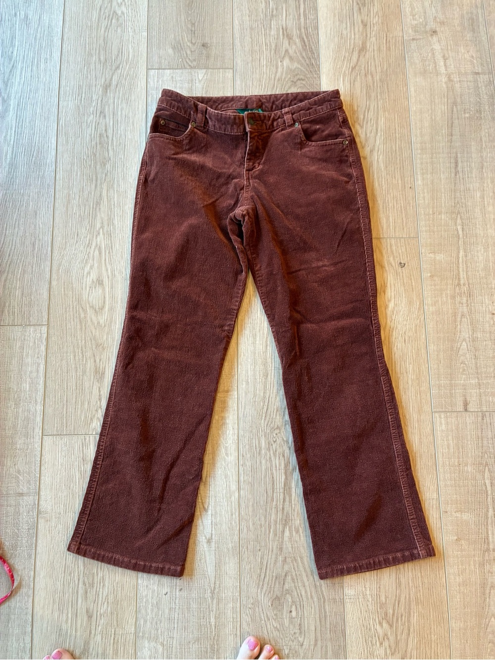Vintage Woolrich Y2K style corduroy boot cut Jeans in deep Fall Brown 6 petite